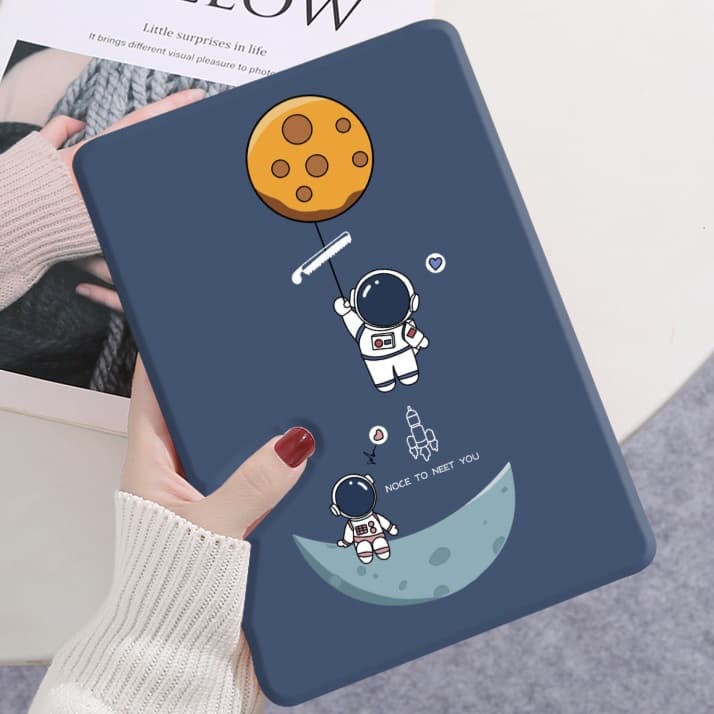 タブレットケース iPad/iPad Air/iPad Pro/mini 宇宙飛行士と猫ちゃん 可愛いタブレット保護カバー