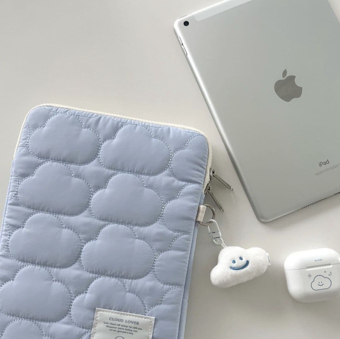 タブレットケース 雲模様キルティング保護スリーブ 11～16インチ対応 iPad / Androidタブレット