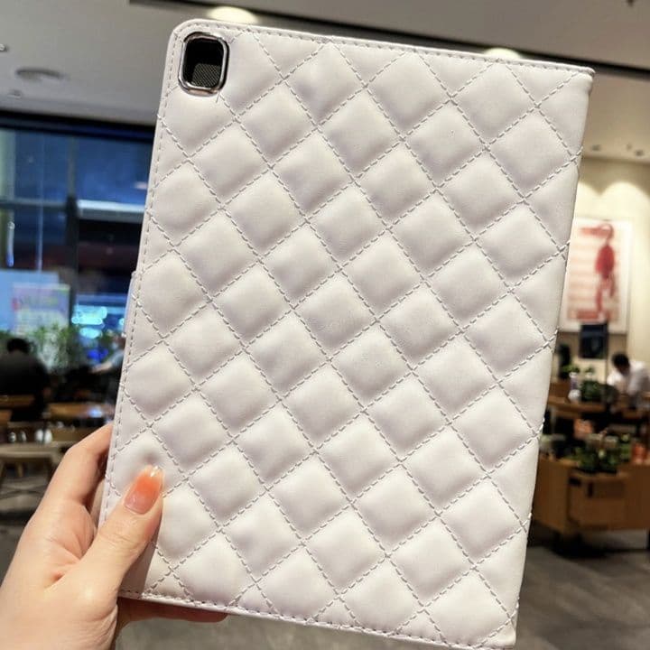 タブレットケース iPad/iPad Air/iPad Pro/mini 蝶モチーフ キルティング 手帳型ケース