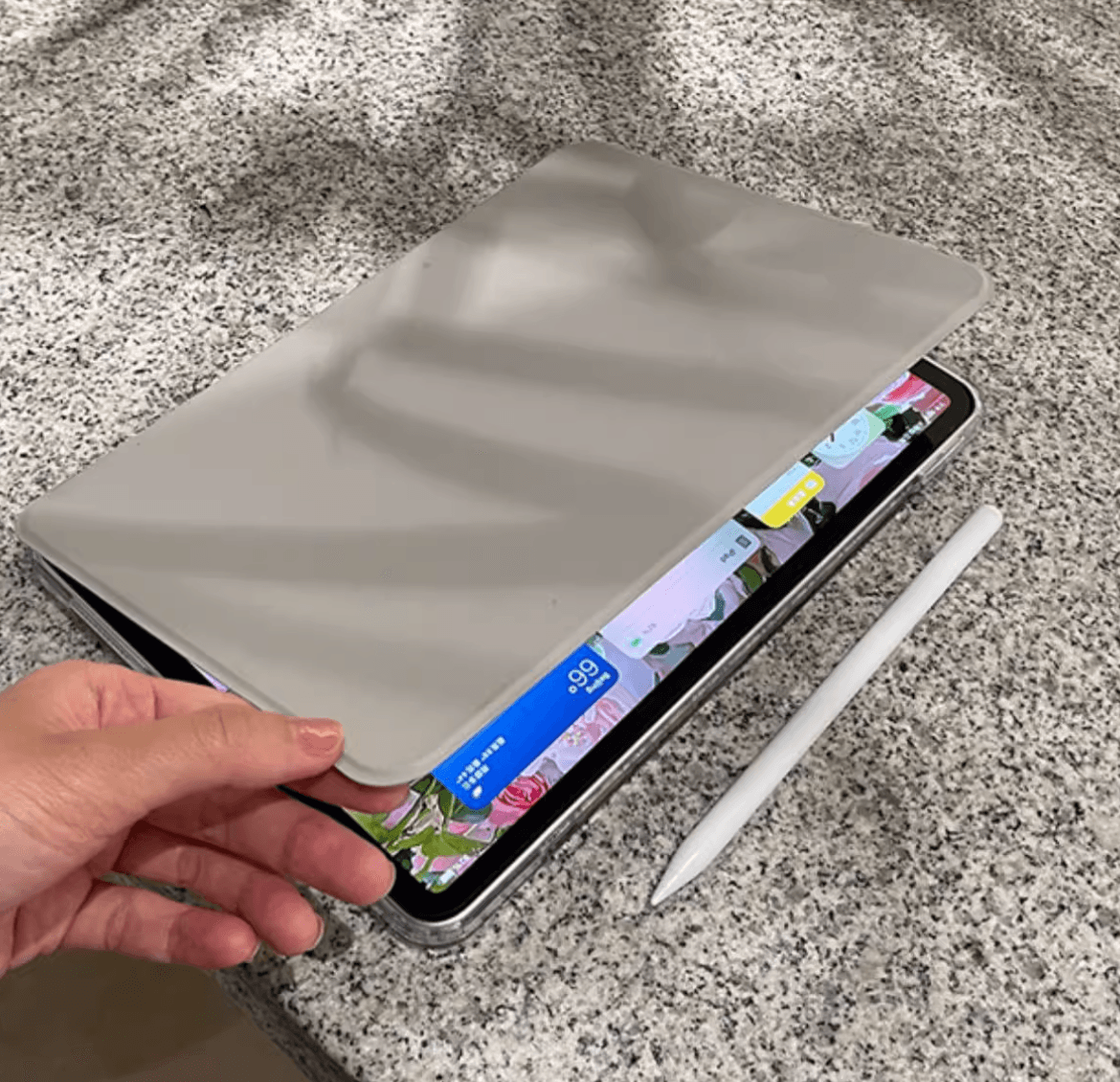 タブレットケース iPad/iPad Air/iPad Pro/mini 多角度調整 スタンド式透明保護ケース